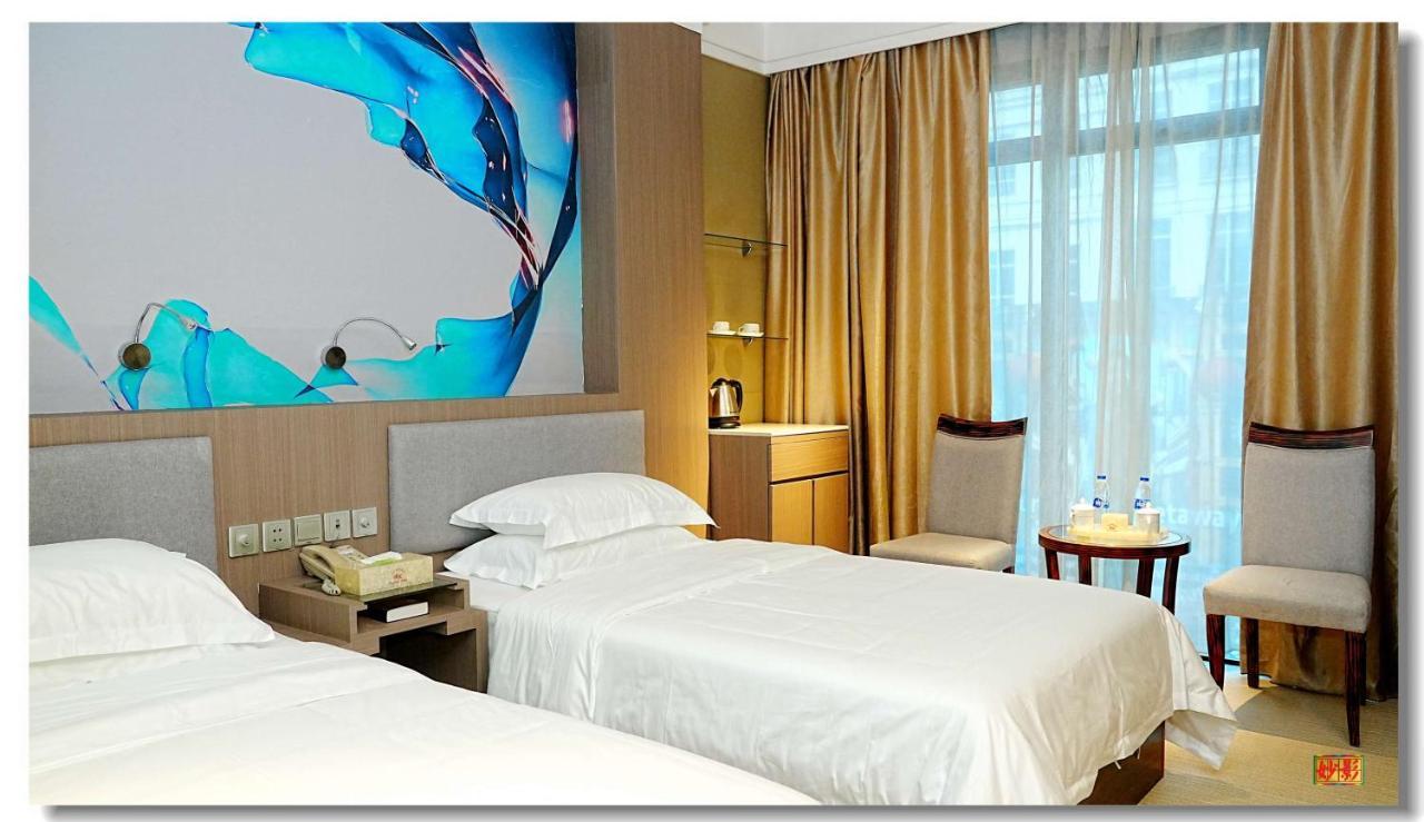 Pristinehotel Manila Eksteriør billede