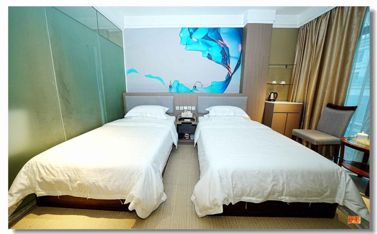 Pristinehotel Manila Eksteriør billede